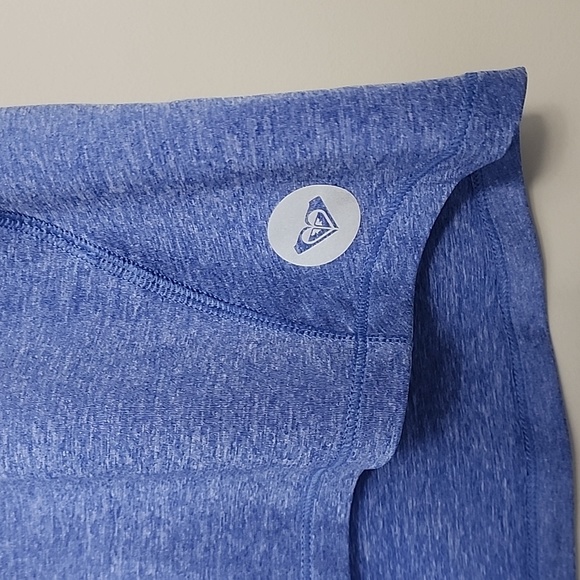 Roxy Active Shirt size Large - Picture 2 of 8